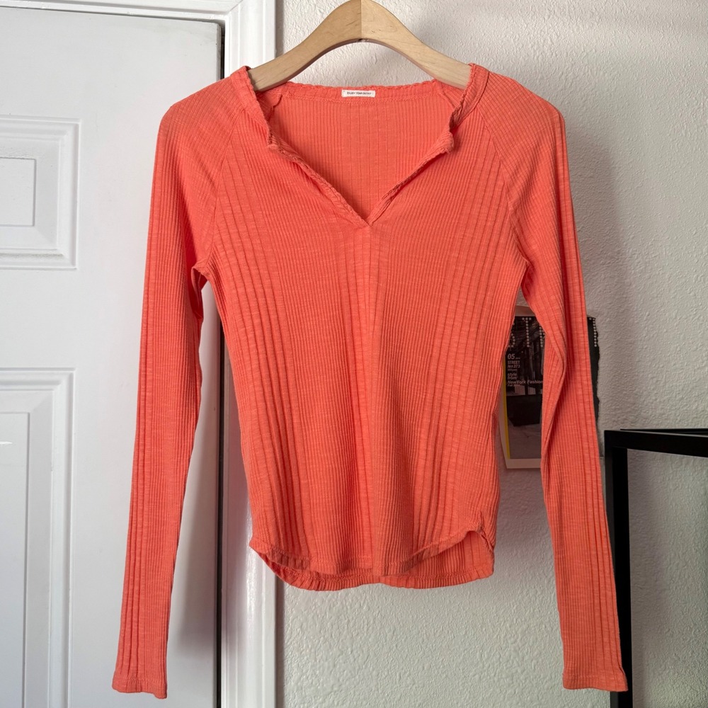 MOTHER coral pink cotton rib ribbed knit polo Henley long sleeve cropped tee top